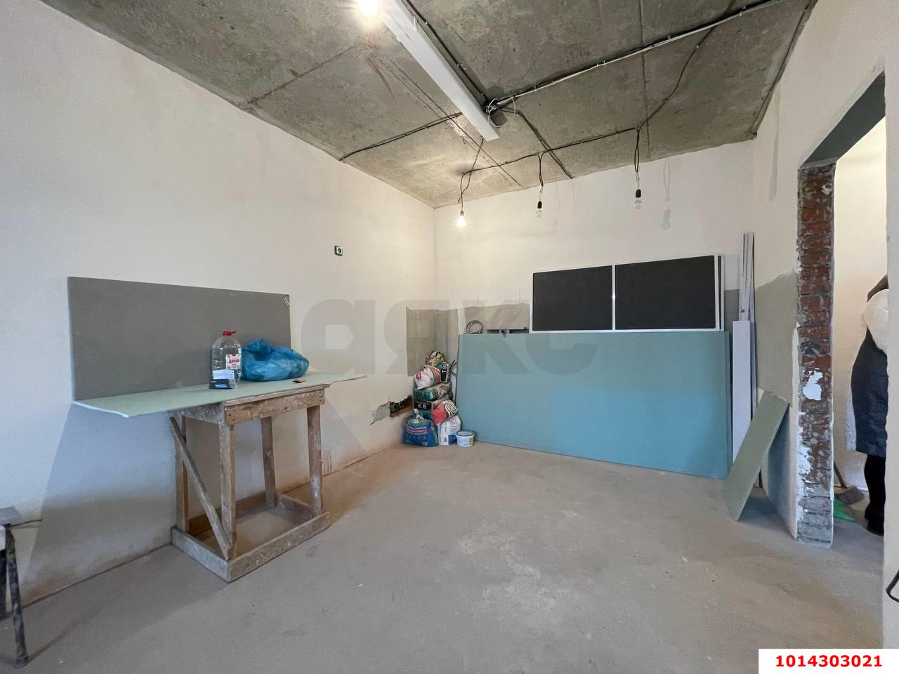 Фото №3: 1-комнатная квартира 44 м² - Российский, ул. имени В.М. Комарова, 42