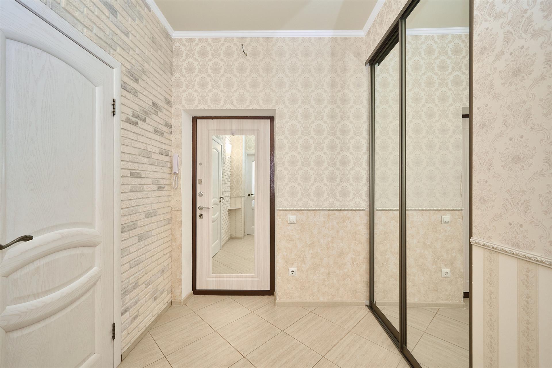 Фото №11: 1-комнатная квартира 47 м² - Краснодар, Фестивальный, мкр. Западный внутригородской округ, ул. Гаражная, 71