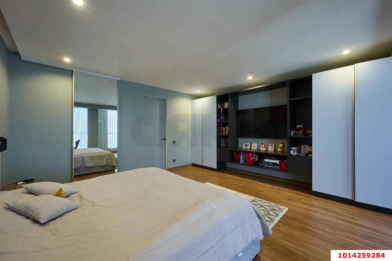 Фото №15: 3-комнатная квартира 132 м² - Краснодар, Центральный, ул. Будённого, 129