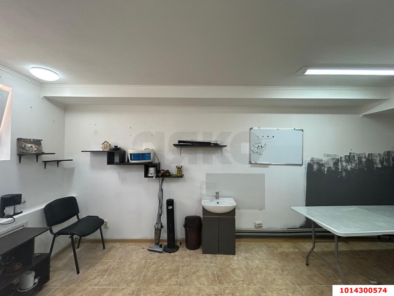 Фото №4: Офисное помещение 16 м² - Краснодар, Пашковский, ул. Фадеева, 429/3
