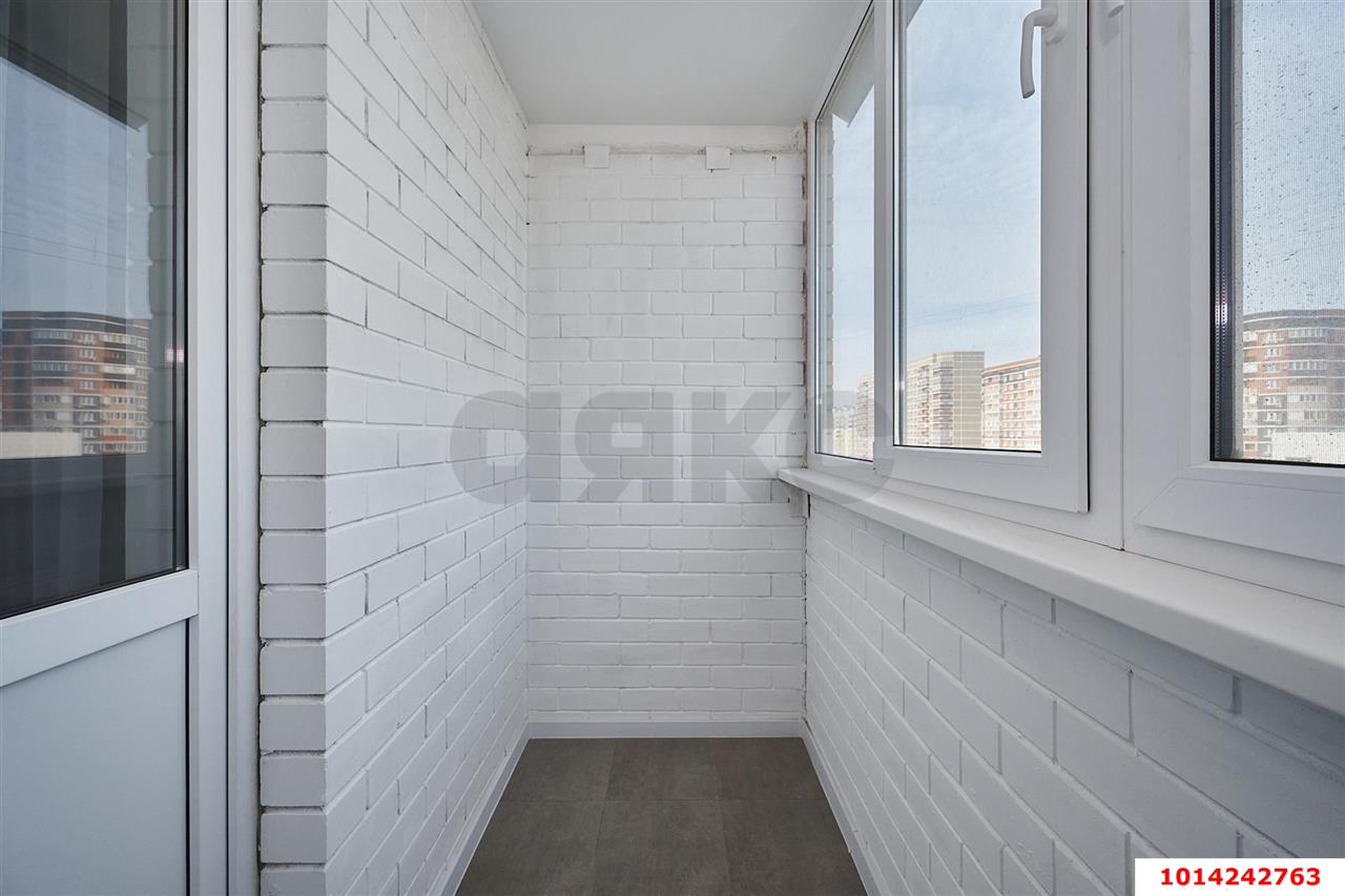 Фото №8: 1-комнатная квартира 37 м² - Краснодар, жилой комплекс Почтовый, пр-кт имени писателя Знаменского, 34