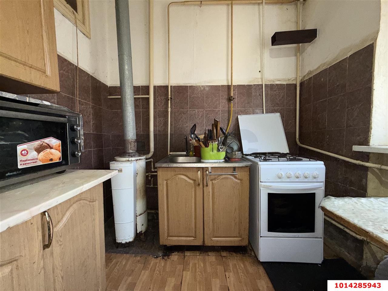 Фото №1: Дом 81 м² + 12 сот. - Кирпильская, ул. Красная, 1