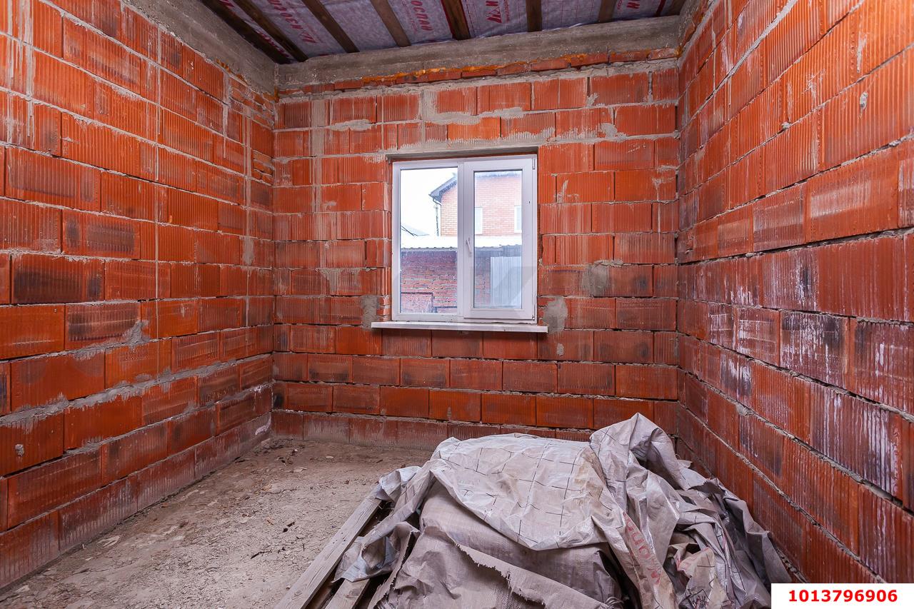 Фото №3: Дом 108 м² + 4.47 сот. - № 7, Прикубанский внутригородской округ, ул. 1-я Линия, 12