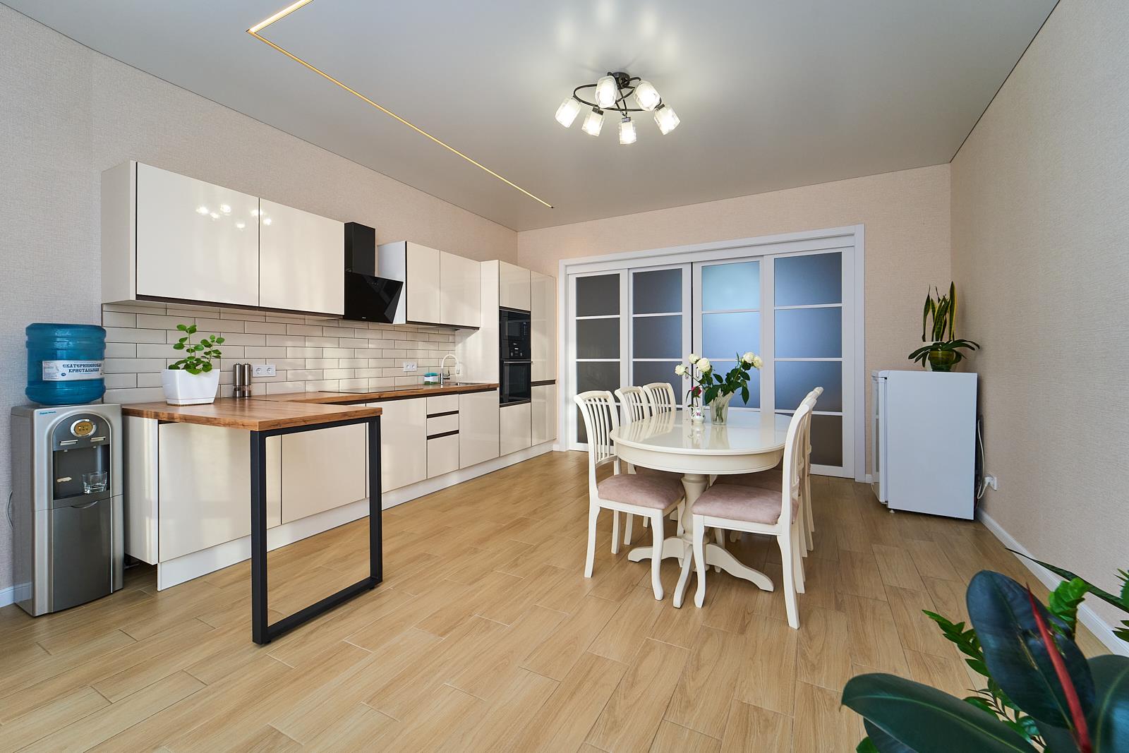 Фото №2: Дом 160 м² + 9.92 сот. - Краснодар, Прикубанский внутригородской округ, Завод Радиоизмерительных Приборов, п. Калинино, ул. Кадетская, 22