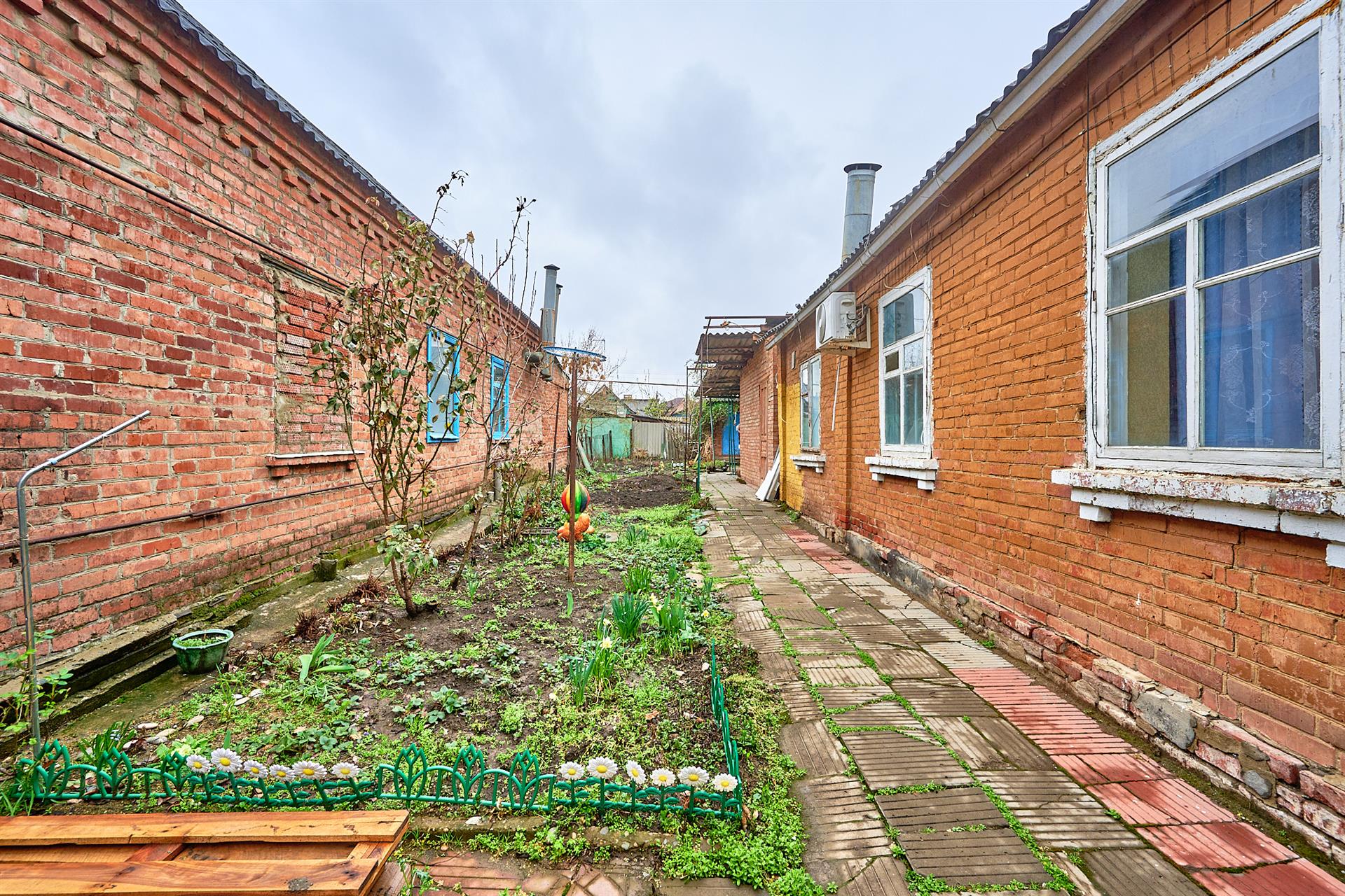 Фото №12: Дом 63 м² + 2.5 сот. - Краснодар, Западный внутригородской округ, мкр. Фестивальный, ул. Воровского, 95