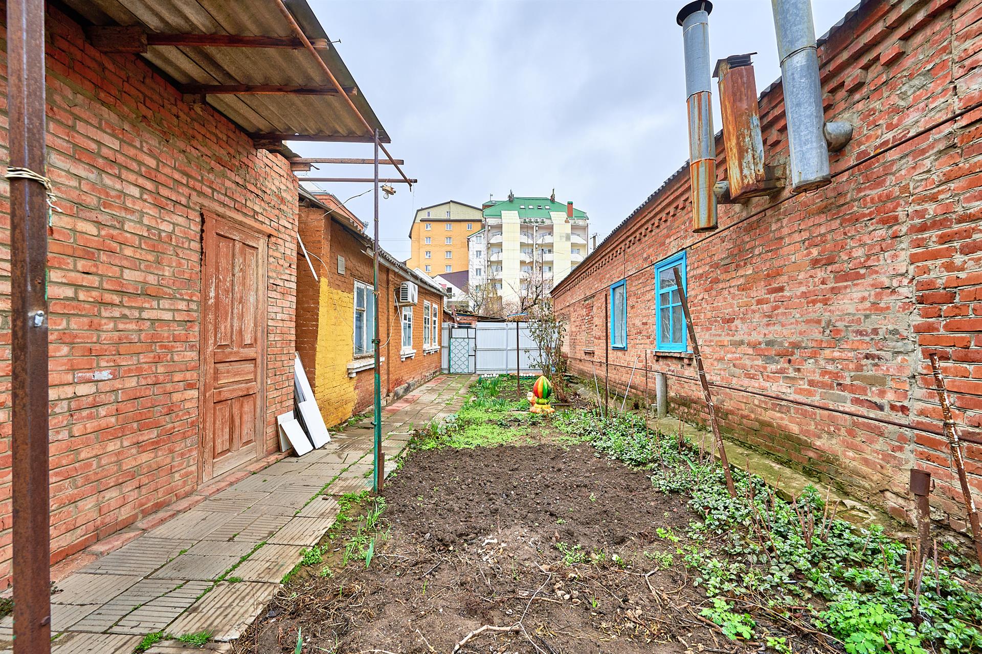 Фото №13: Дом 63 м² + 2.5 сот. - Краснодар, Западный внутригородской округ, мкр. Фестивальный, ул. Воровского, 95