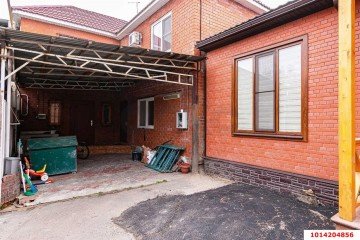 Фото №1: Дом 160 м² - Краснодар, мкр. Центральный, ул. Октябрьская, 165