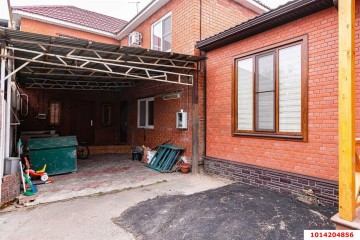 Фото №1: Дом 160 м² - Краснодар, мкр. Центральный, ул. Октябрьская, 165