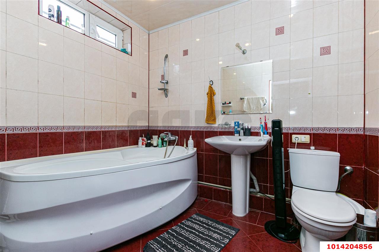 Фото №6: Дом 160 м² + 4 сот. - Краснодар, Центральный, ул. Октябрьская, 165