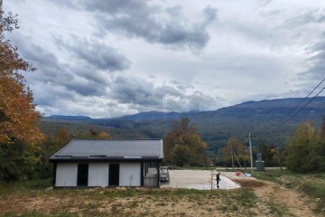 Фото №2: Торговое помещение 146 м² - Мезмай, ул. Школьная, 32В