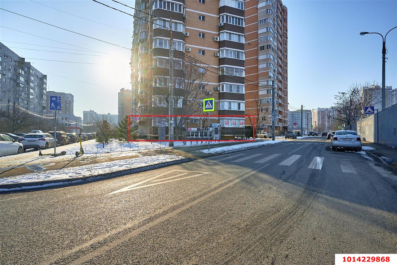 Фото №1: Торговое помещение 173 м² - Краснодар, Юбилейный, ул. Думенко, 21