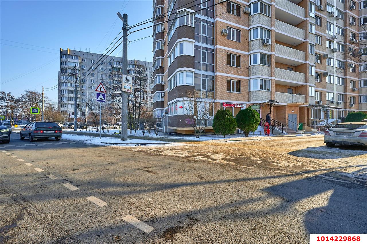Фото №6: Торговое помещение 173 м² - Краснодар, Юбилейный, ул. Думенко, 21
