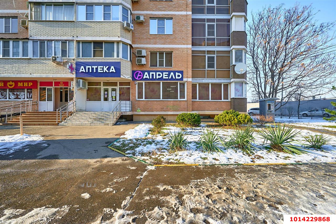 Фото №2: Торговое помещение 173 м² - Краснодар, Юбилейный, ул. Думенко, 21