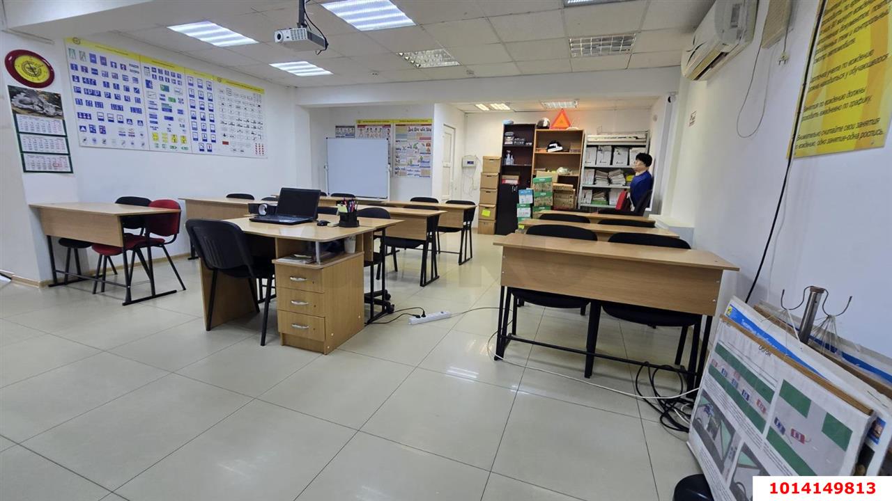 Фото №9: Торговое помещение 60 м² - Краснодар, Черёмушки, ул. Ставропольская, 157