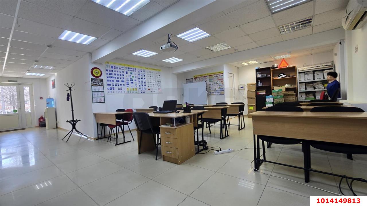 Фото №8: Торговое помещение 60 м² - Краснодар, Черёмушки, ул. Ставропольская, 157