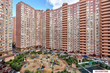 Фото №1: 2-комнатная квартира 62 м² - Краснодар, мкр. Губернский, ул. имени Героя Георгия Бочарникова, 12/1