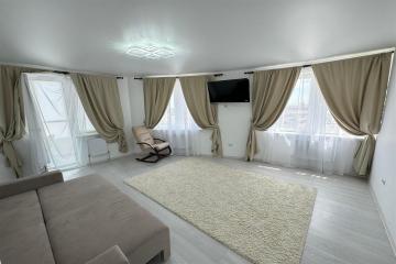 Фото №1: 2-комнатная квартира 58 м² - Краснодар, мкр. жилой комплекс Red777, ул. Адмирала Крузенштерна, 5к1