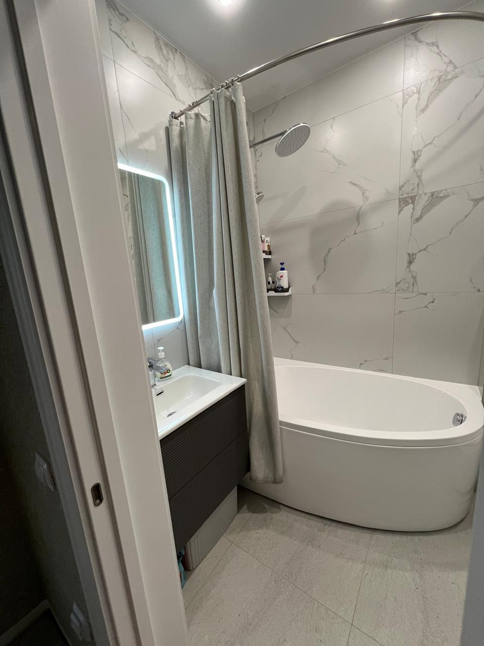 Фото №8: 2-комнатная квартира 61 м² - Краснодар, Прикубанский внутригородской округ, мкр. ЖК Красная Площадь, ул. им. Мурата Ахеджака, 12к4