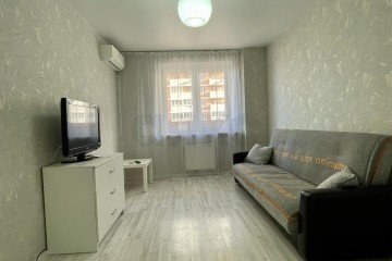 Фото №2: 1-комнатная квартира 38 м² - Краснодар, мкр. имени Петра Метальникова, ул. Петра Метальникова, 5к3