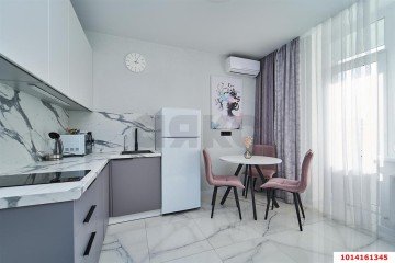 Фото №2: 1-комнатная квартира 38 м² - Краснодар, мкр. Губернский, ул. имени Героя Георгия Бочарникова, 12/1