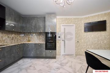 Фото №1: 3-комнатная квартира 100 м² - Краснодар, мкр. Губернский, ул. Домбайская, 61