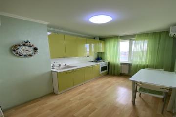 Фото №1: 2-комнатная квартира 52 м² - Краснодар, мкр. Юбилейный, ул. Рождественская набережная, 25