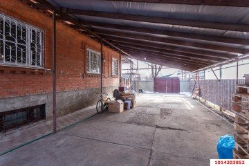 Фото №1: Дом 223 м² - Российский, мкр. Прикубанский внутригородской округ, ул. имени В.М. Комарова, 51