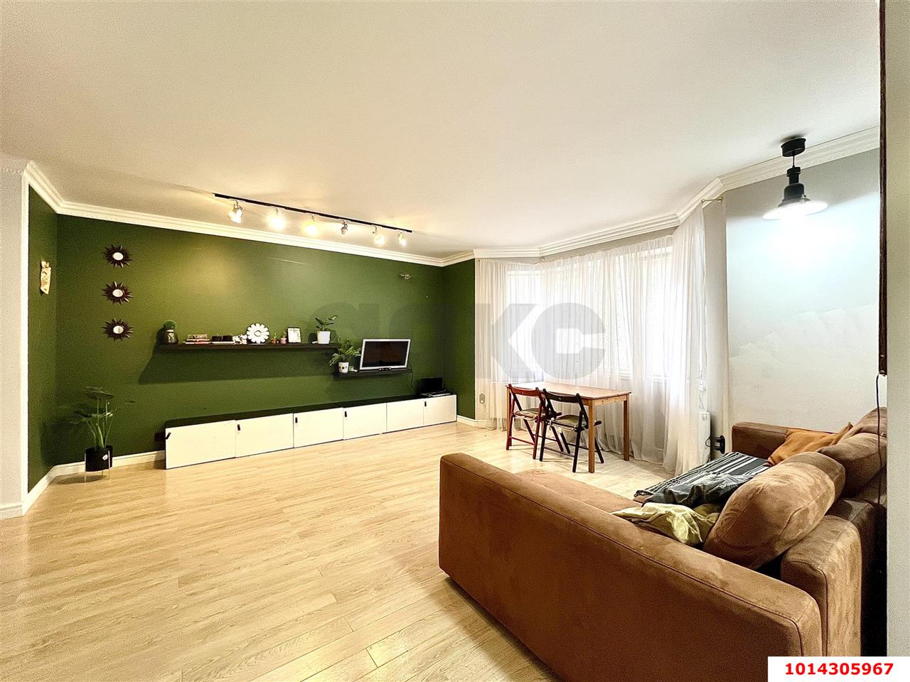 Фото №6: Дуплекс 121 м² + 1.5 сот. - Краснодар, коттеджный  Австрия, ул. Командорская, 2к19