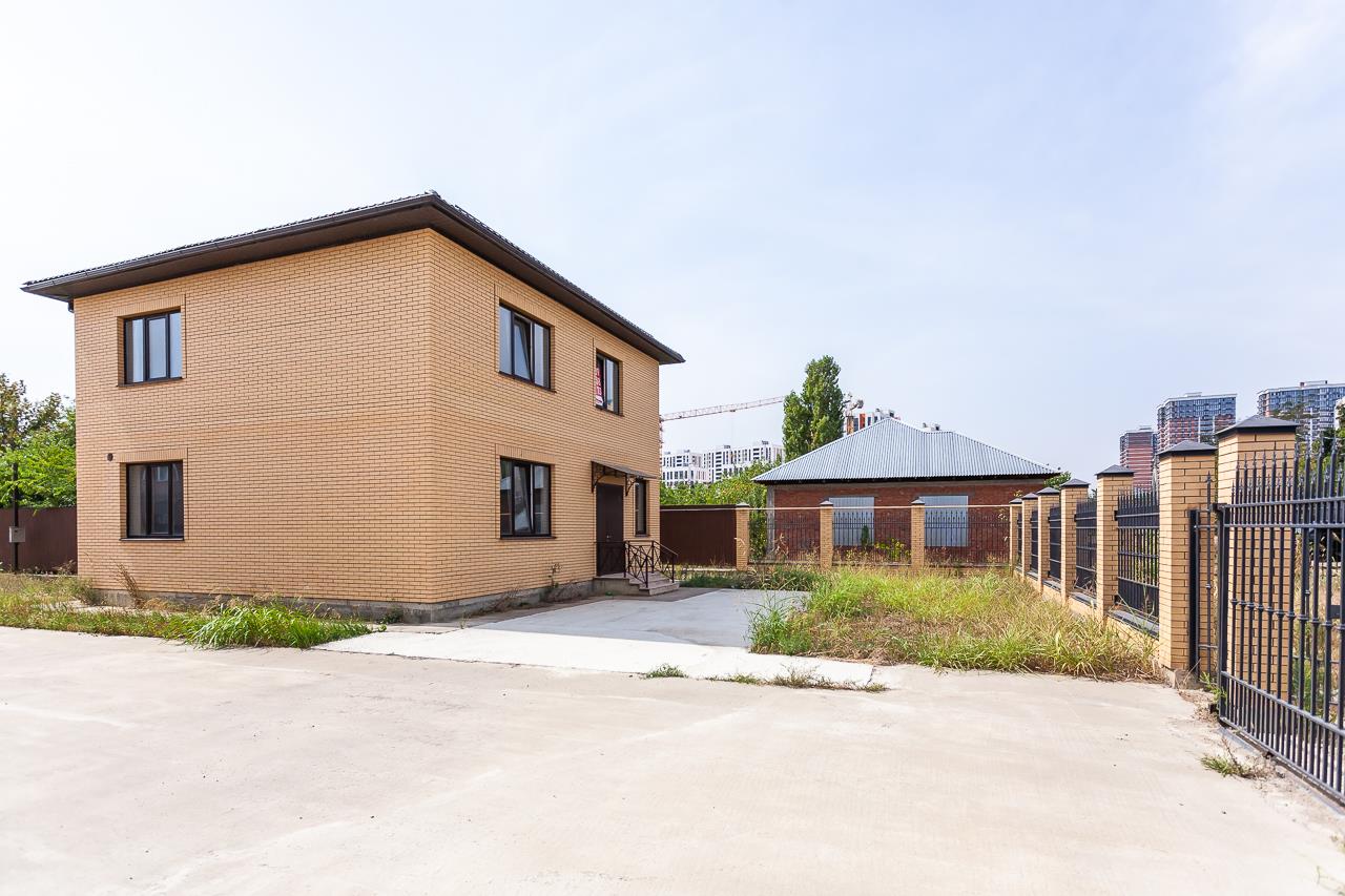 Фото №1: Дом 157 м² + 4.71 сот. - Краснодар, Прикубанский внутригородской округ, ж/м имени Демьяна Бедного, пр-д 1-й Лиговский, 22/2