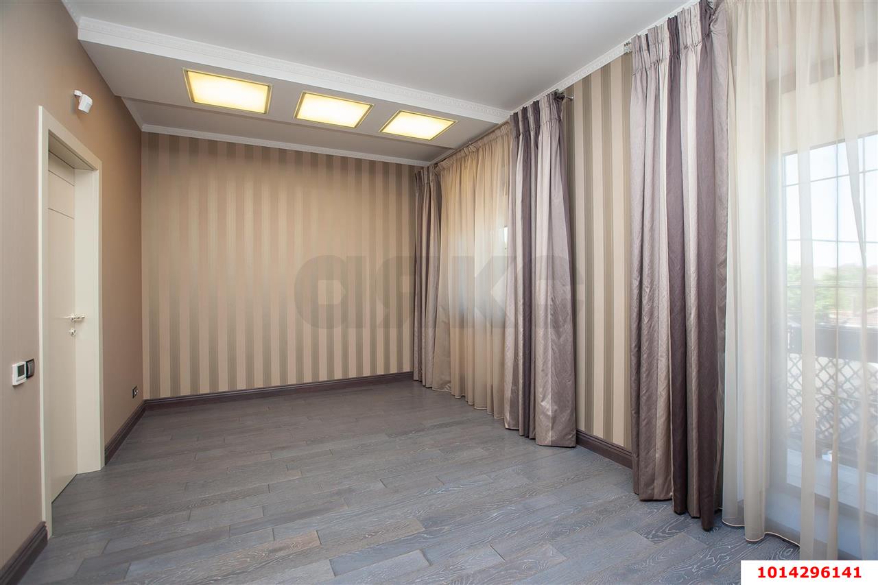 Фото №10: Дом 375 м² + 8 сот. - Краснодар, Сады Калинина, ул. Возрождения