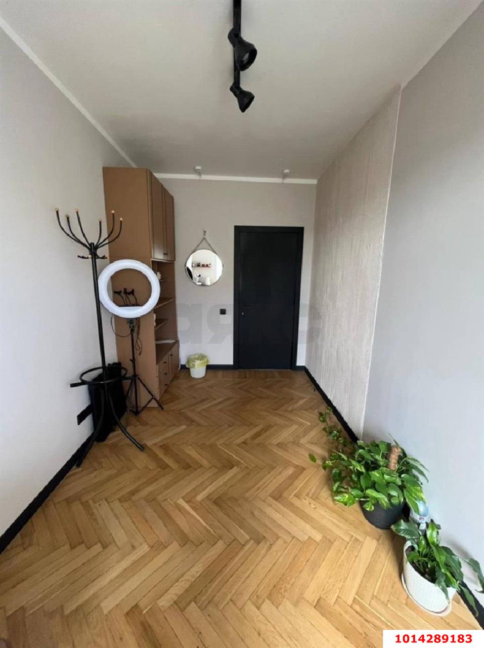 Фото №3: Офисное помещение 13 м² - Краснодар, Центральный, ул. Коммунаров, 217А