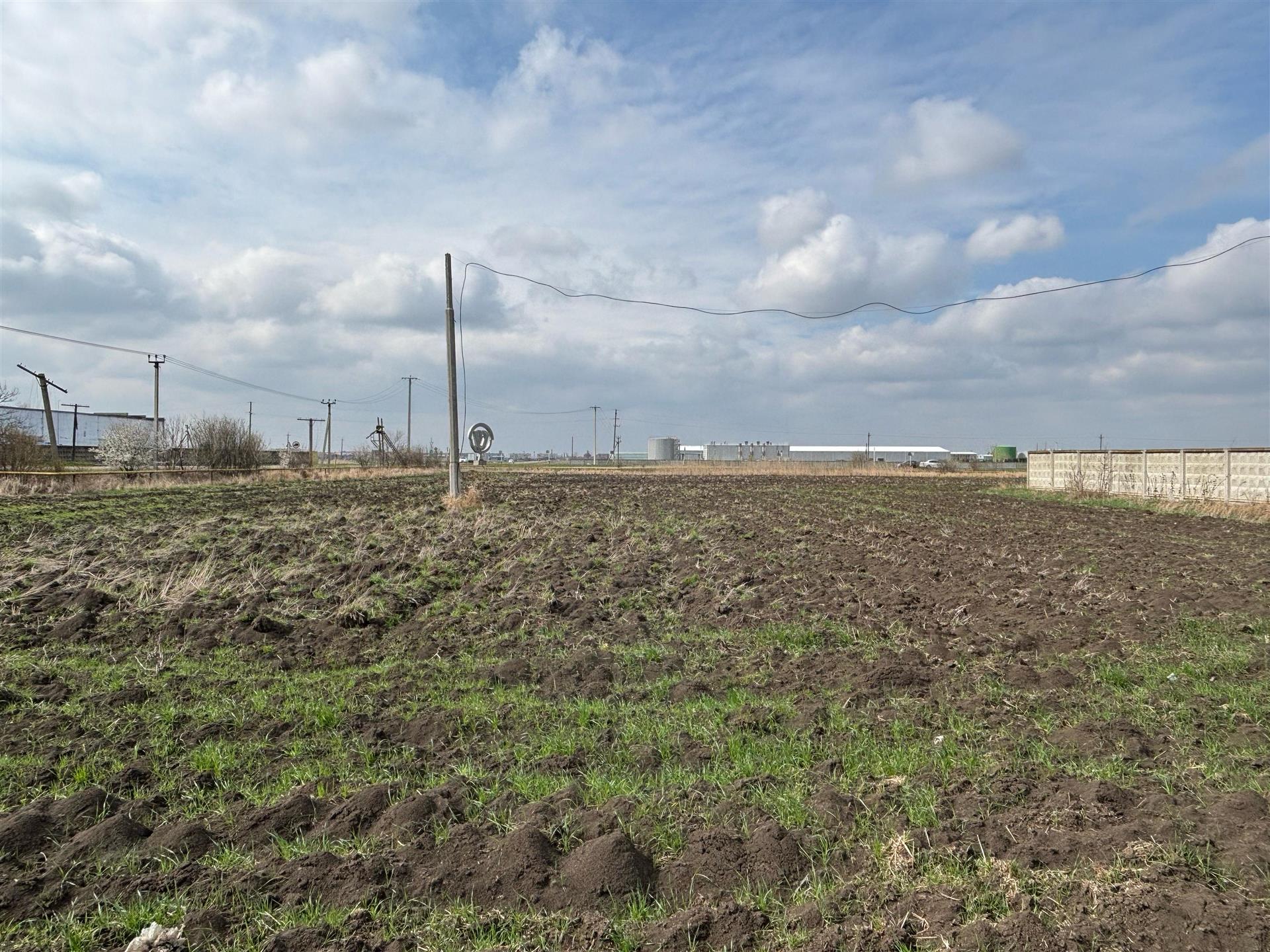 Фото №1: Коммерческая земля 767 сот. - 