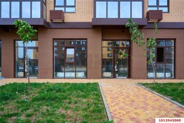 Фото №1: Торговое помещение 97 м² - Южный, мкр. жилой комплекс История-2, ул. Казачья, 6к2