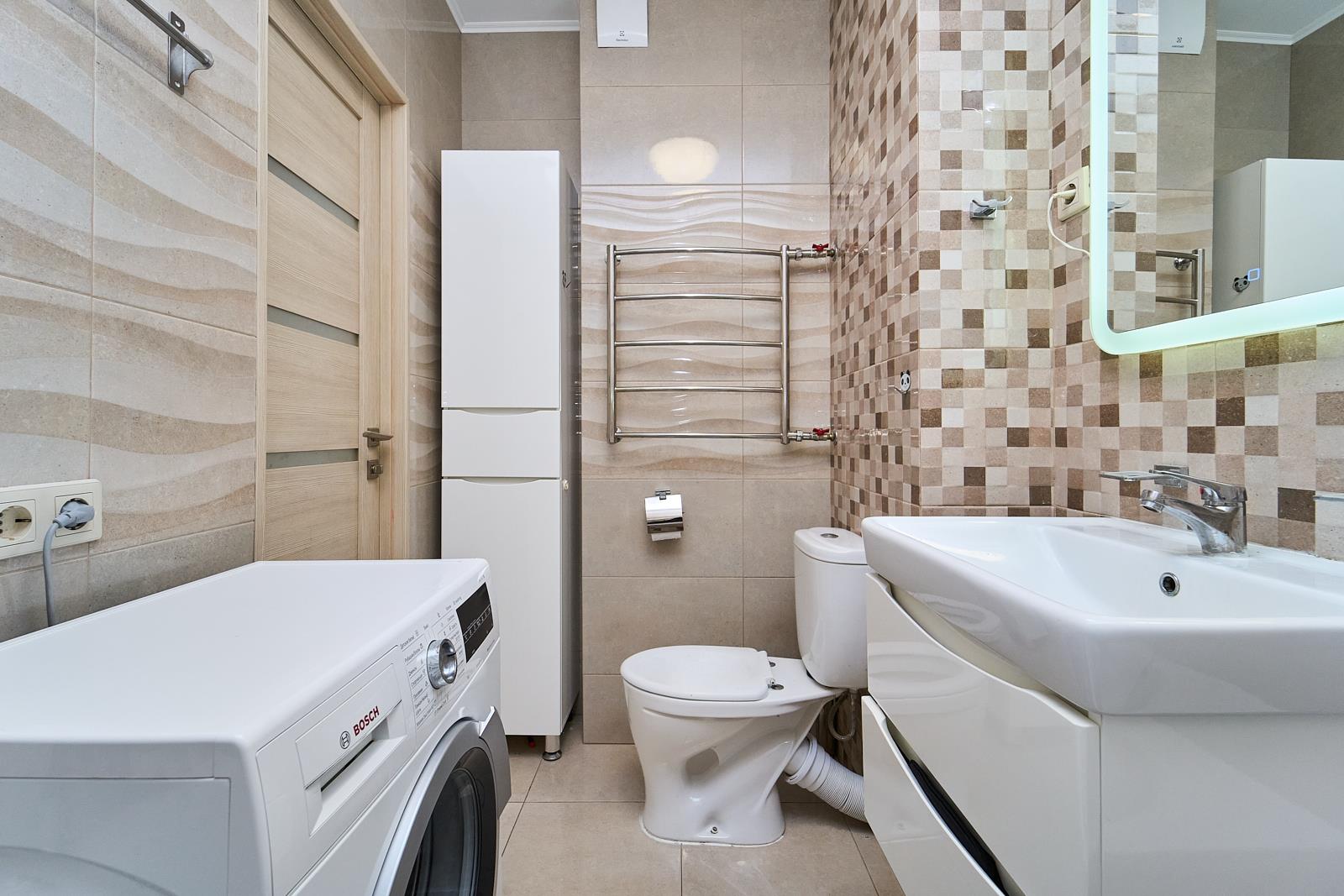 Фото №13: 1-комнатная квартира 43 м² - Краснодар, Центральный внутригородской округ, мкр. Центральный, ул. Коммунаров, 270