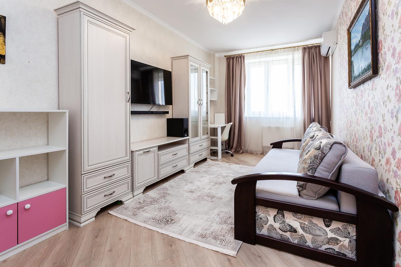 Фото №8: 1-комнатная квартира 43 м² - Краснодар, Центральный внутригородской округ, мкр. Центральный, ул. Коммунаров, 270