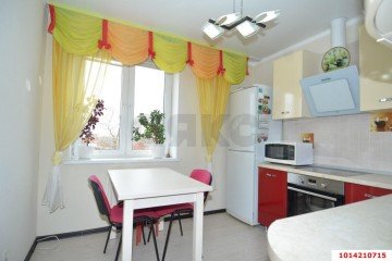 Фото №1: 2-комнатная квартира 56 м² - Краснодар, мкр. жилой комплекс Три Богатыря, ул. Садовая, 161А