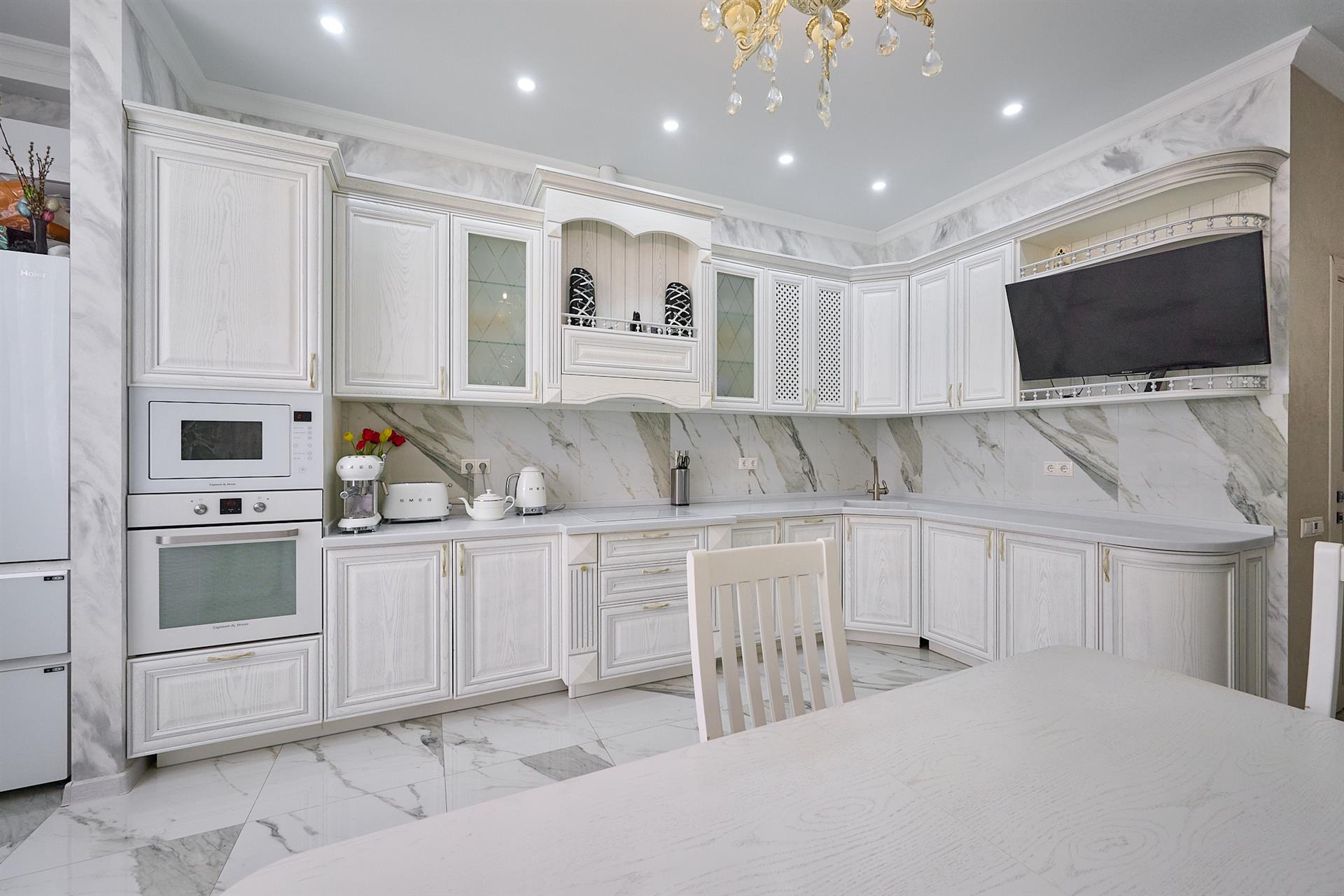 Фото №3: 3-комнатная квартира 101 м² - Краснодар, Карасунский внутригородской округ, жилой комплекс Поющие Фонтаны, мкр. Гидростроителей, ул. имени Невкипелого, 10