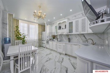 Фото №1: 3-комнатная квартира 101 м² - Краснодар, мкр. жилой комплекс Поющие Фонтаны, ул. имени Невкипелого, 10