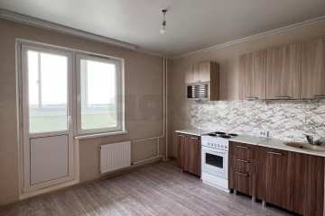 Фото №1: 1-комнатная квартира 40 м² - Краснодар, мкр. Молодёжный, ул. Душистая, 25