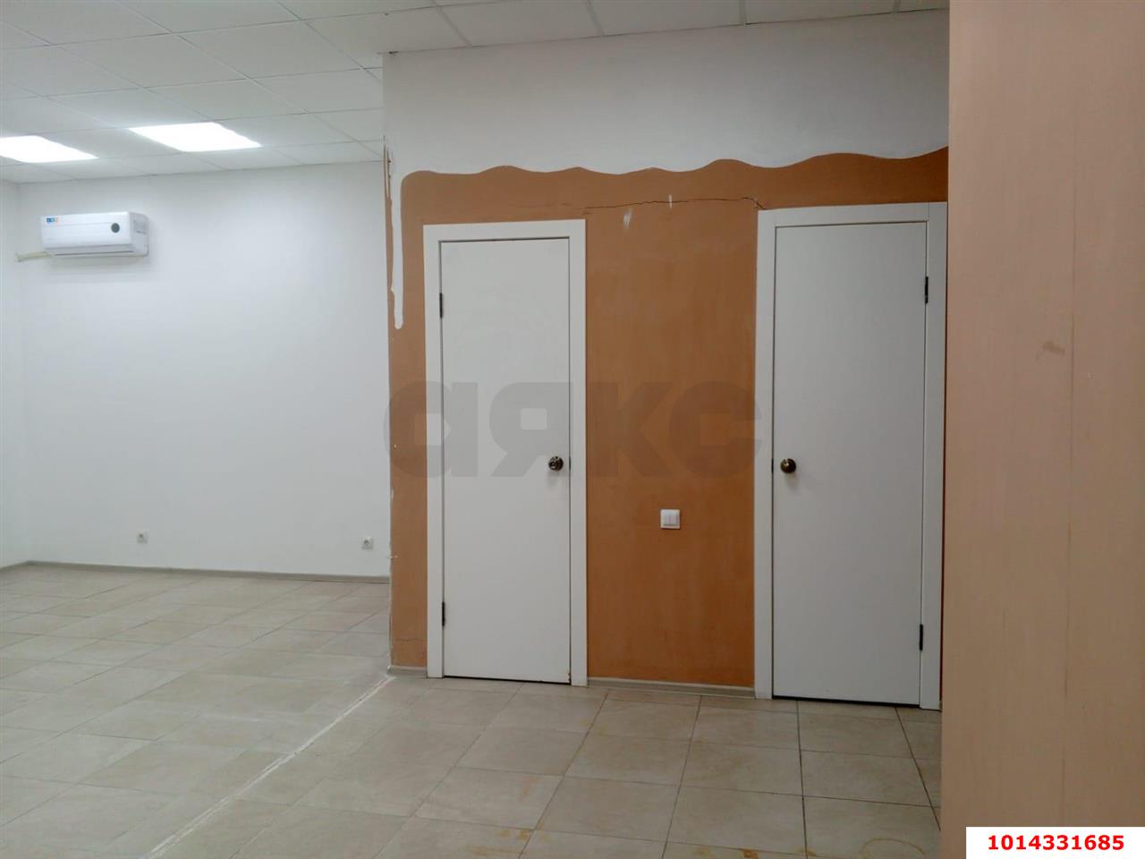 Фото №2: Торговое помещение 40 м² - Краснодар, жилой комплекс Премьера, ул. Автолюбителей, 1/7к1