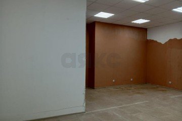 Фото №2: Торговое помещение 40 м² - Краснодар, мкр. жилой комплекс Премьера, ул. Автолюбителей, 1/7к1
