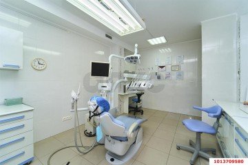 Фото №1: Торговое помещение 129 м² - Краснодар, мкр. Восточно-Кругликовский, ул. Черкасская, 57/2