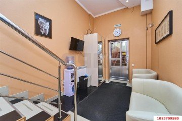 Фото №3: Торговое помещение 129 м² - Краснодар, мкр. Восточно-Кругликовский, ул. Черкасская, 57/2