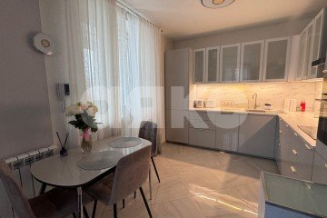 Фото №1: 3-комнатная квартира 85 м² - Раменское, мкр. 5-й, ул. Чугунова, 41