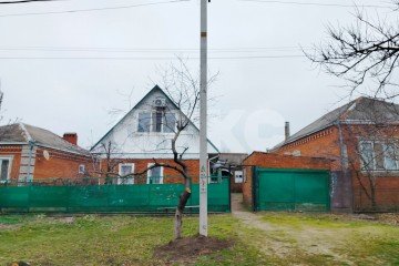 Фото №1: Коттедж 109 м² - Кореновск, мкр. 1-й квартал, ул. Платнировская, 13