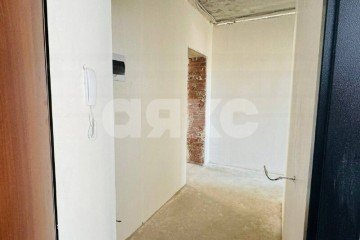 Фото №2: 2-комнатная квартира 56 м² - Кореновск, мкр. 10-й, ул. Таманская, 3к1