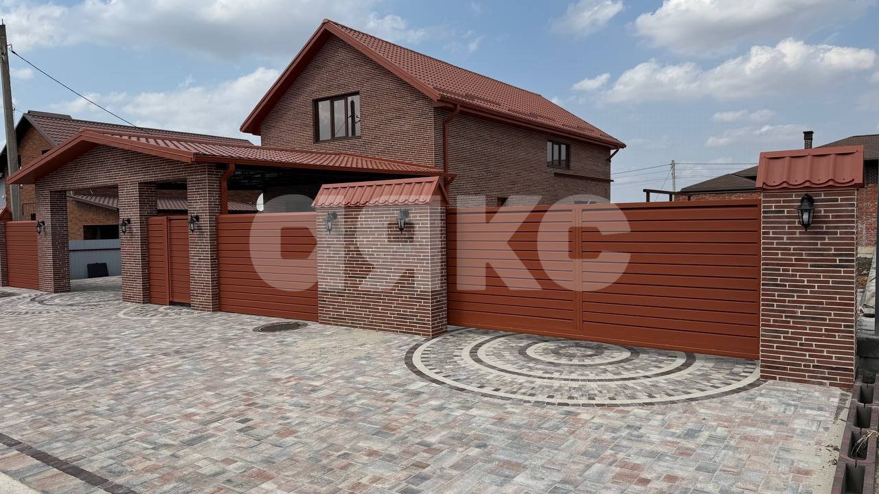 Фото №1: Дом 245 м² + 5 сот. - Кореновск, ул. Тихорецкая