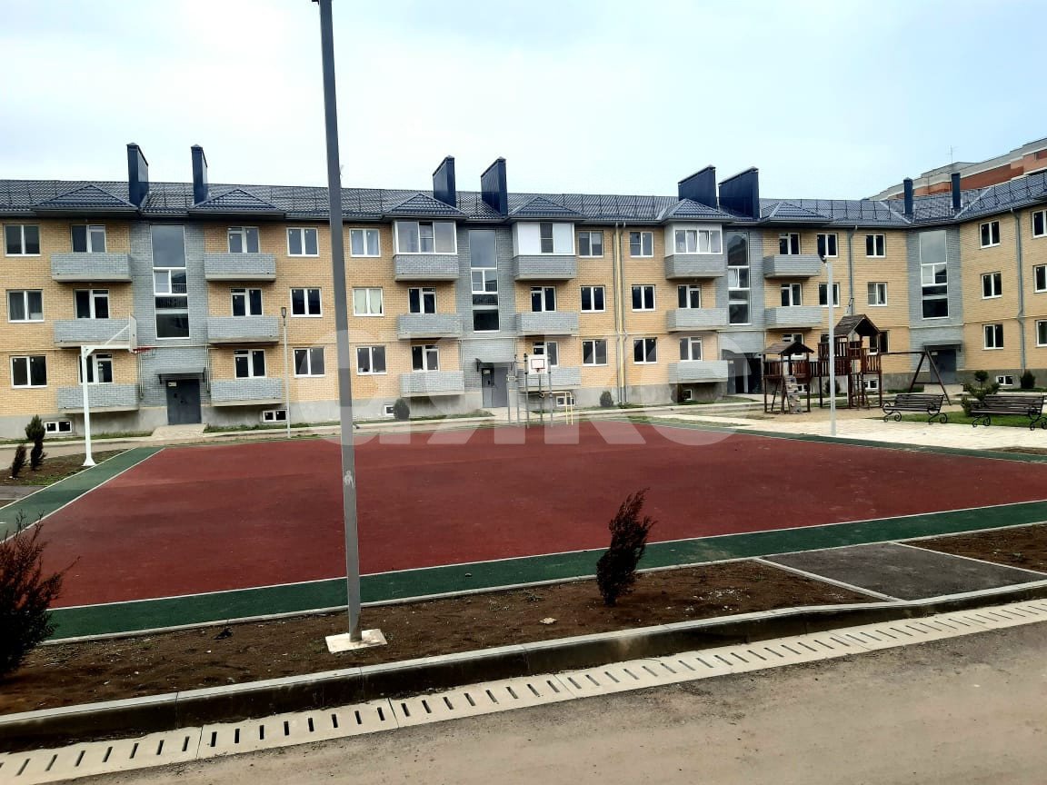 Фото №1: 2-комнатная квартира 54 м² - Кореновск, 10-й, ул. Таманская, 3к2