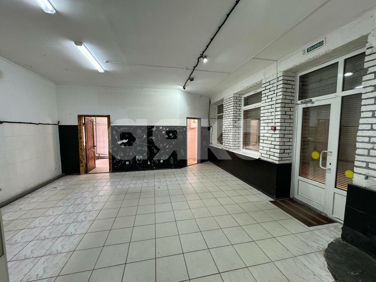Фото №1: Коммерция 69 м² - Кореновск, 1-й квартал, пер. Эстрадный, 4