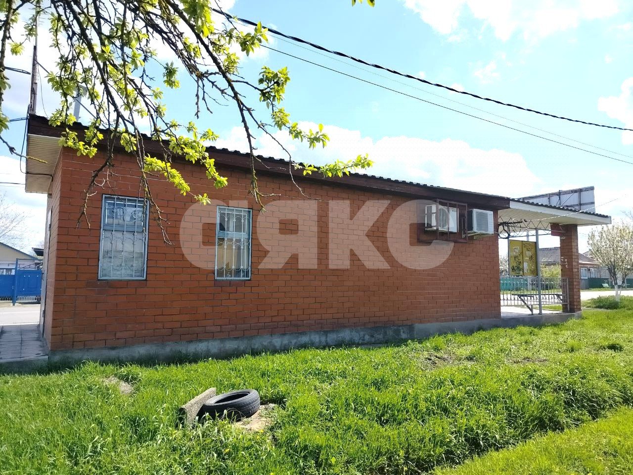 Фото №6: Коммерция 30 м² - Кореновск, 2-й квартал, ул. Бувальцева, 85А